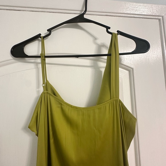 Worthington Silky Green Evening Dress - Picture 7 of 7